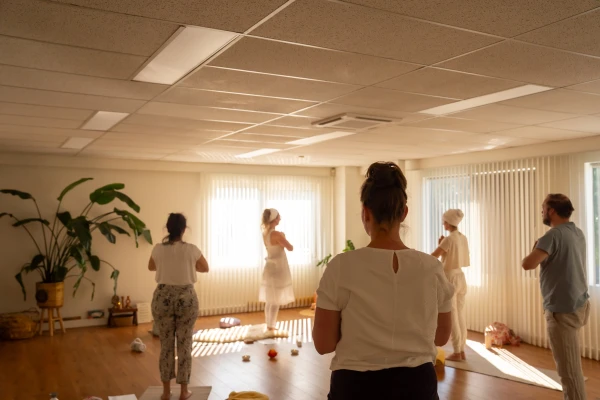 Kundalini yoga groepsles
